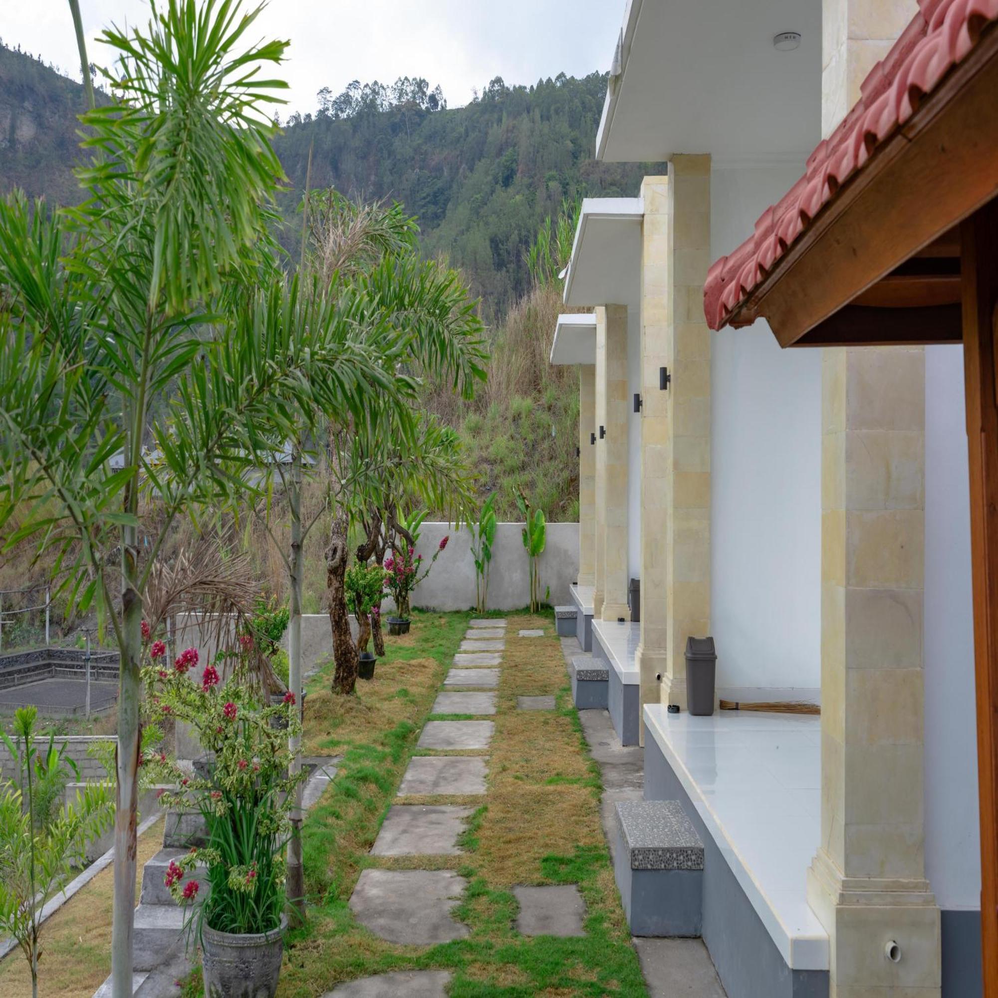 Batur Kencana Villa Mitra Reddoorz Baturaja  Luaran gambar