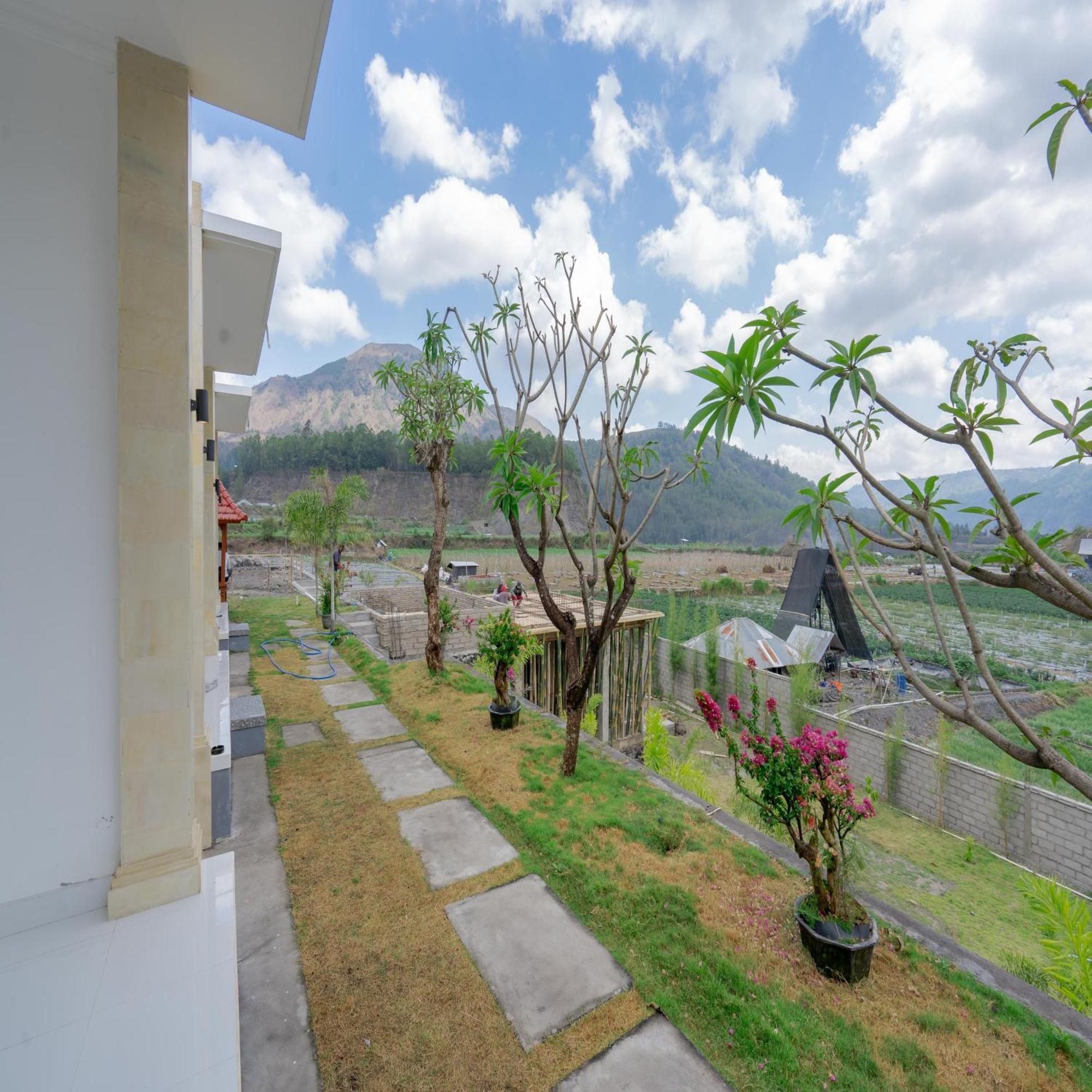Batur Kencana Villa Mitra Reddoorz Baturaja  Luaran gambar
